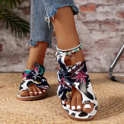 Sandalias estampadas para mujer