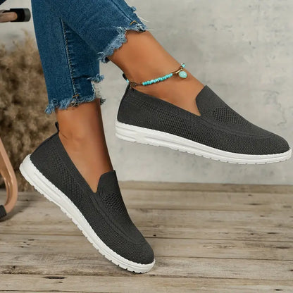 Moderne og luftige slip-on-sneakers