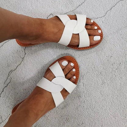 Sandalias planas cómodas para el verano